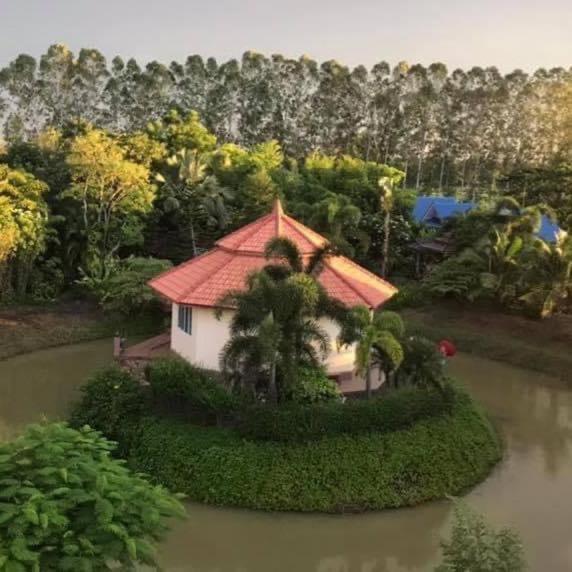 Ok Farm Resort Det Udom Exterior photo