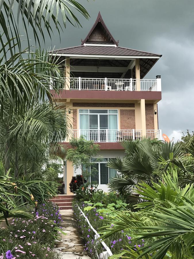 Ok Farm Resort Det Udom Exterior photo