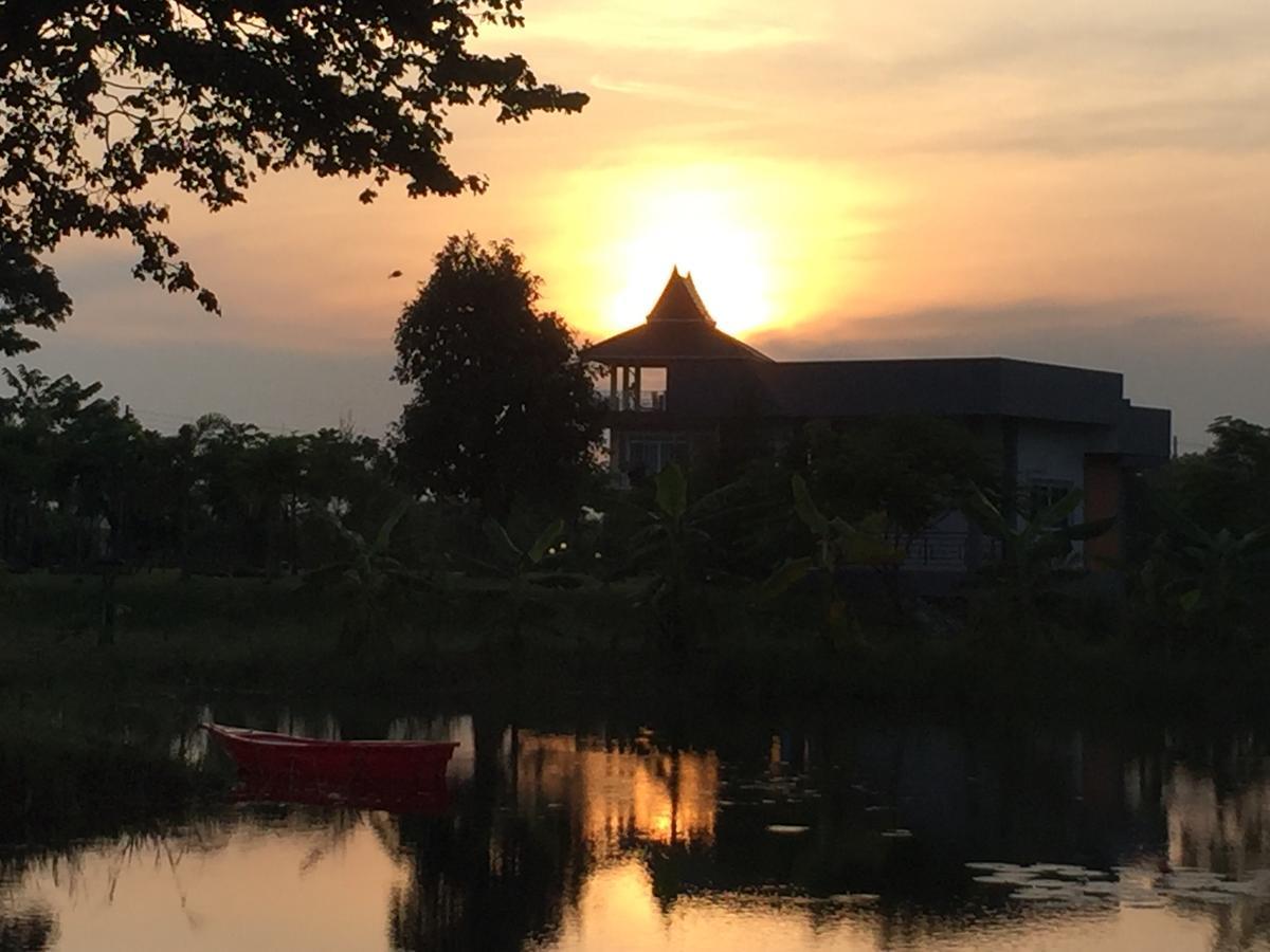 Ok Farm Resort Det Udom Exterior photo