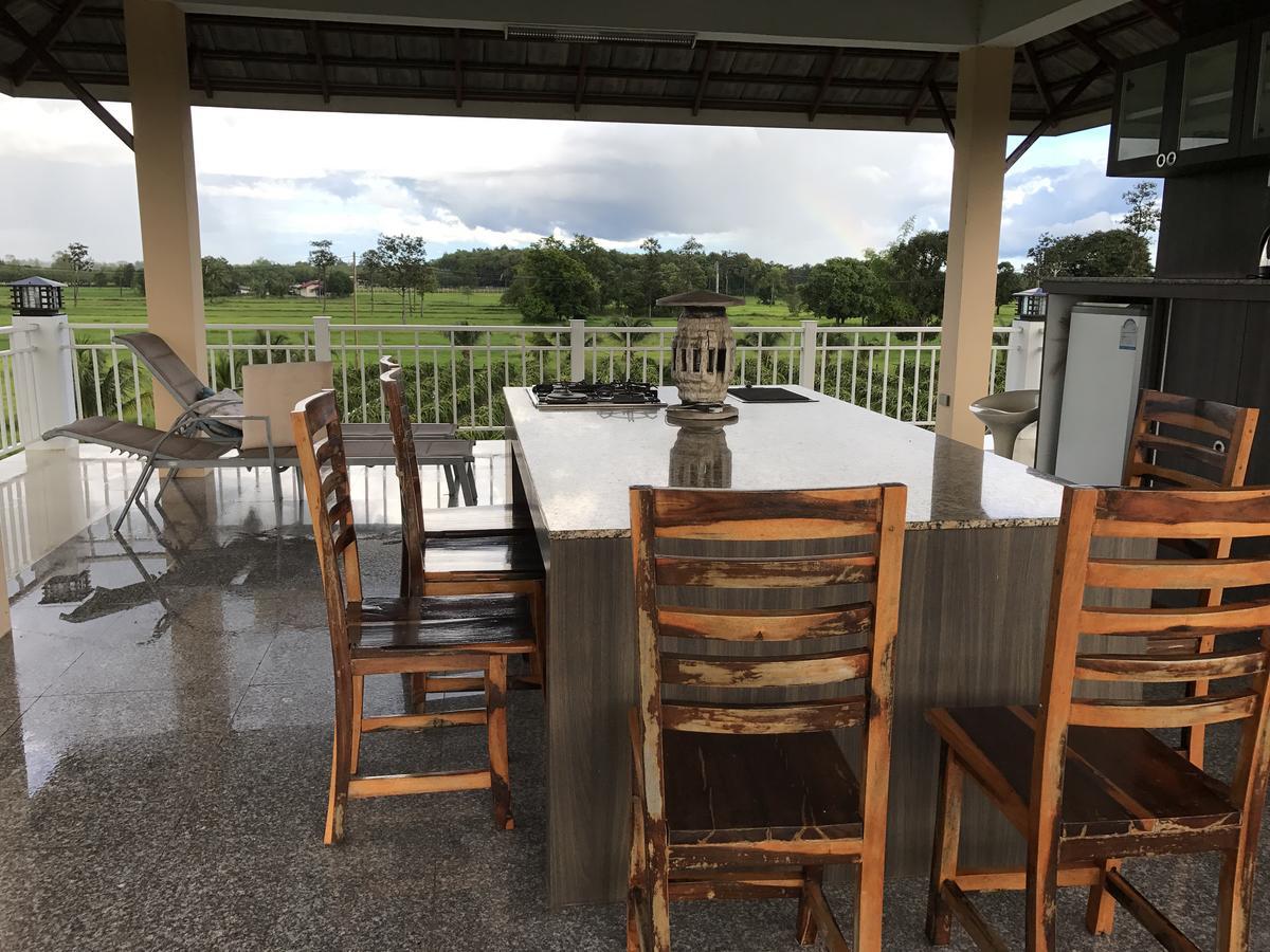Ok Farm Resort Det Udom Exterior photo